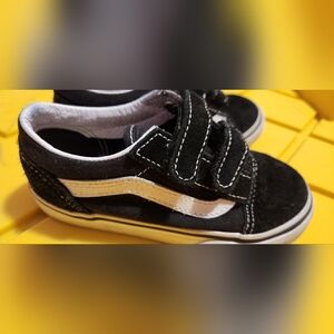 Vans toddler size 9